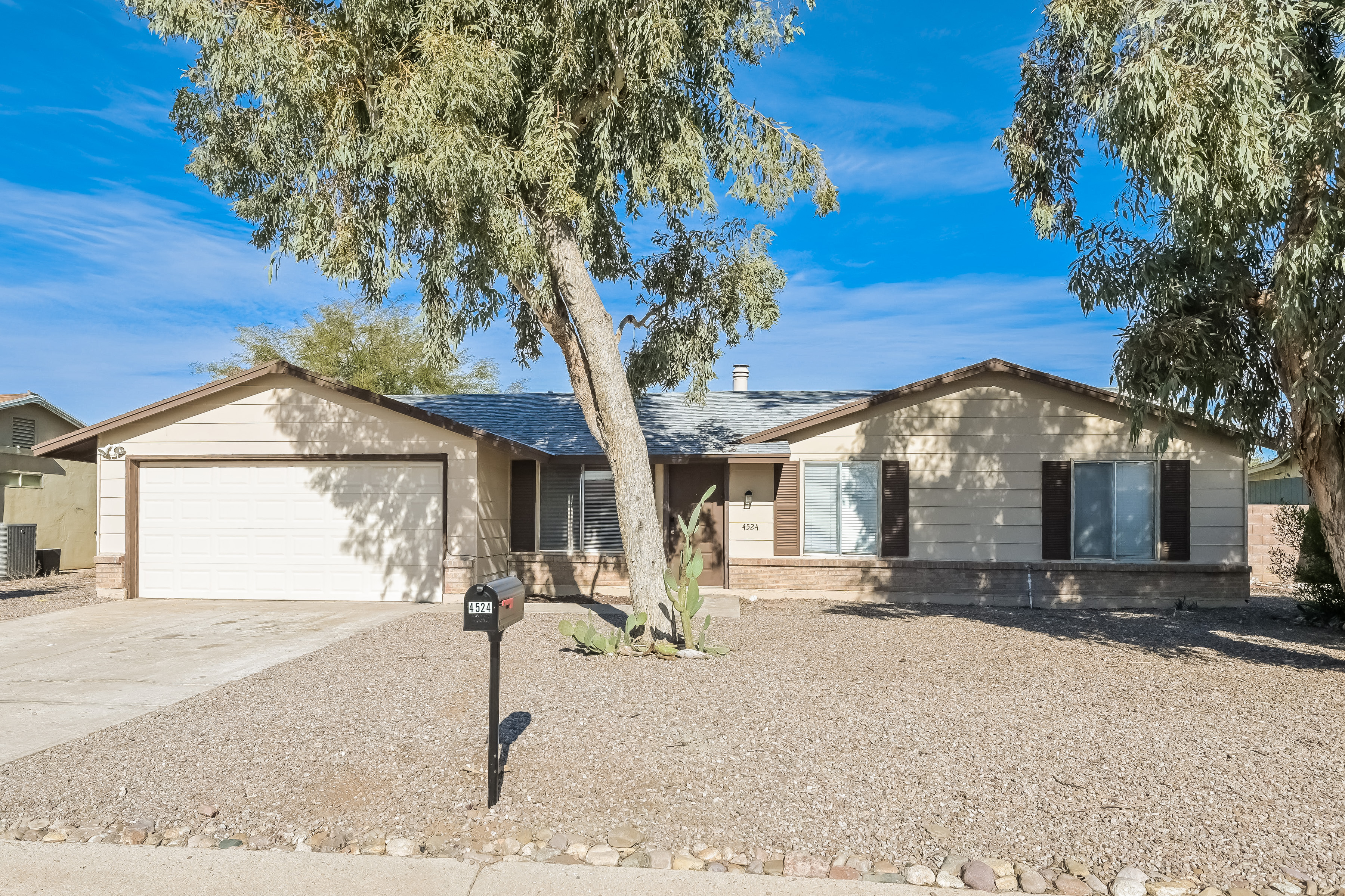 4524 W Jupiter Street Tucson, AZ 85741